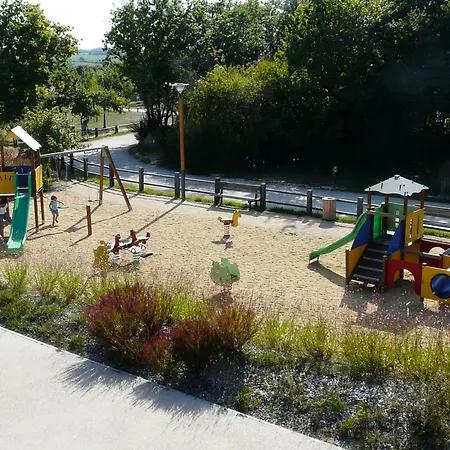 Familial Au Calme Avec Piscine Pres Du Du Jaunay, Proche Plages Et Activites. - Fr-1-783-21